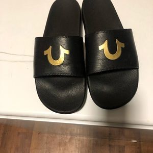 Tru religion slides